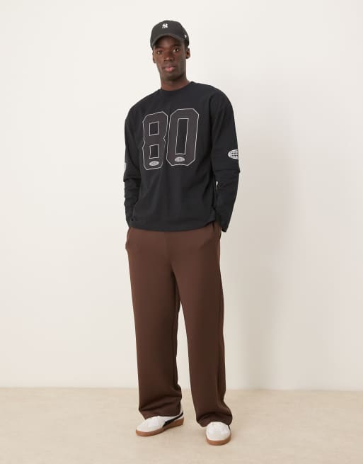 ASOS DESIGN - Sort oversized T-shirt med lange ærmer og sportsgrafik i dobbeltlag