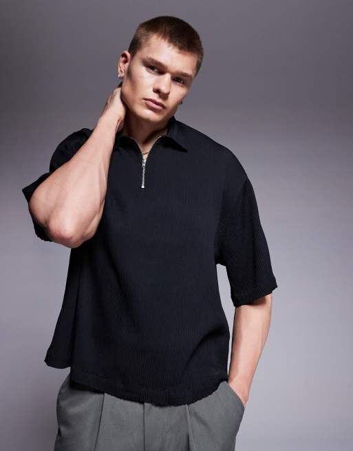 ASOS DESIGN - Sort plisseret overhead-skjorte med firkantet pasform i Regular Fit