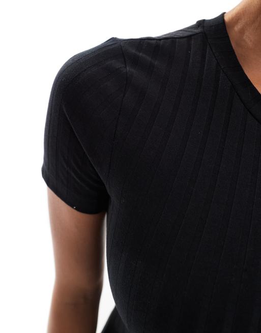 ASOS DESIGN - Sort ribstrikket t-shirt i smal pasform, 3 af 4