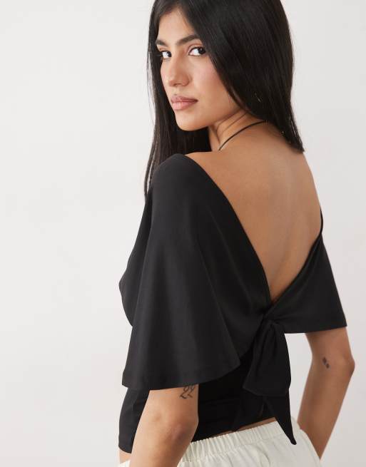 ASOS DESIGN - Sort ærmeløs top i polyamid med dyb udskæring og indsyet talje samt bindebånd på ryggen, 3 af 4
