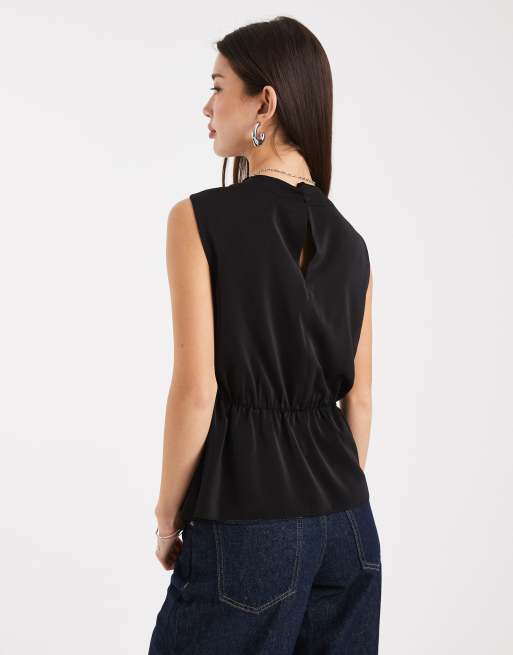 ASOS DESIGN - Sort ærmeløs top med vandfaldsudskæring og snoet talje, 4 af 4
