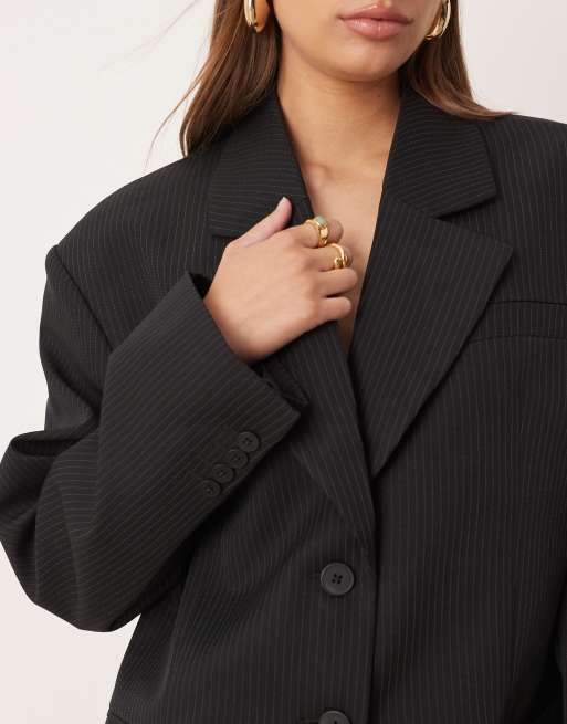 ASOS DESIGN - Sort skræddersyet blazer i oversized pasform med skarpe skuldre og nålestriber, 2 af 4