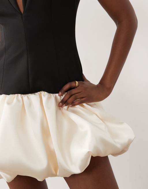 ASOS DESIGN - Sort skræddersyet minikjole med hvid boblekant i satin, 2 af 4