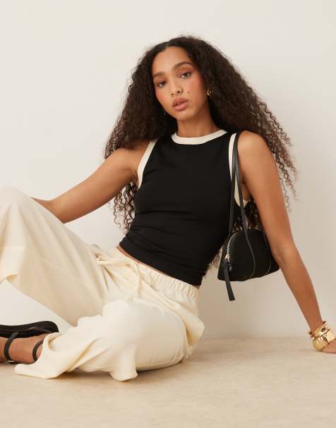 ASOS DESIGN - Sort sømløs tanktop med rund hals og kontrasterende kanter - view 1
