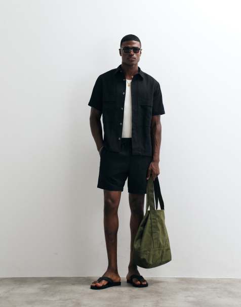 ASOS DESIGN - Sort sæt med tekstureret skjorte og shorts - view 1