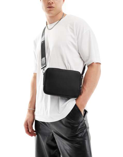 ASOS DESIGN - Sort stor crossbody-kamerataske i imiteret læder - view 1