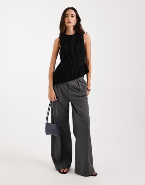 ASOS DESIGN - Sort strikket asymmetrisk overdel med indsnævret talje og plisseringer - view 1