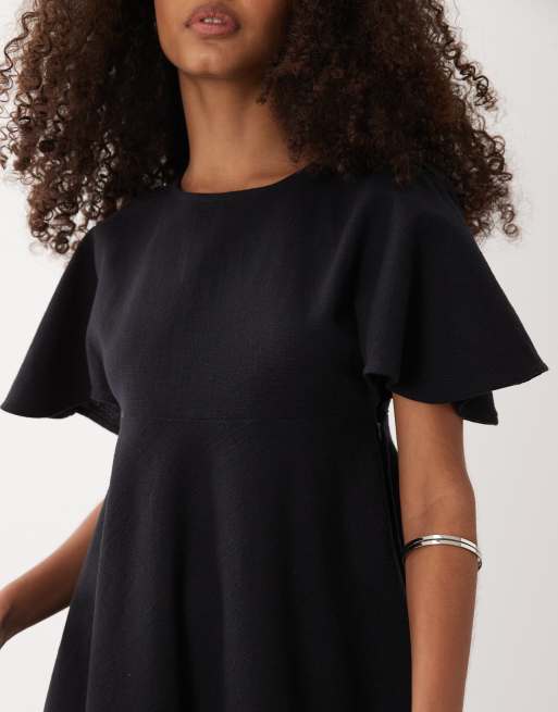 ASOS DESIGN - Sort t-shirt-kjole i minilængde med smock, 3 af 4