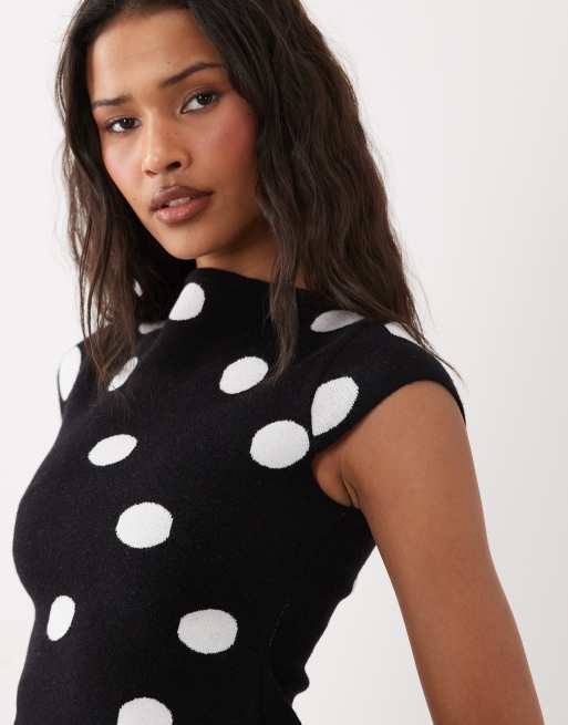 ASOS DESIGN - Sort top i fin strik med smal halsudskæring og polkaprikker, 3 af 4