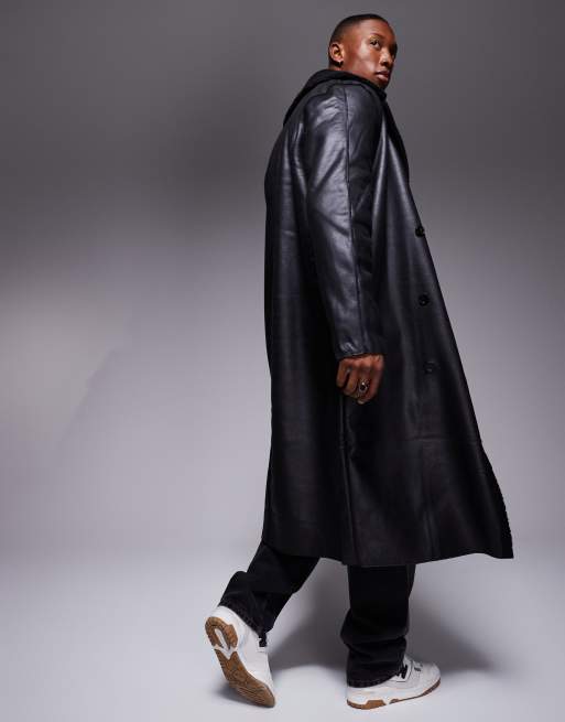 ASOS DESIGN - Sort trenchcoat i imiteret læder med kanter i imiteret lammeskind, 3 af 4