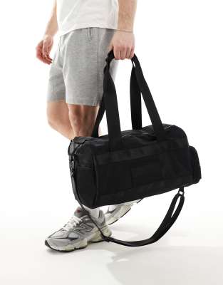 ASOS DESIGN - Sort weekend-duffelbag med rum i nylon - view 1