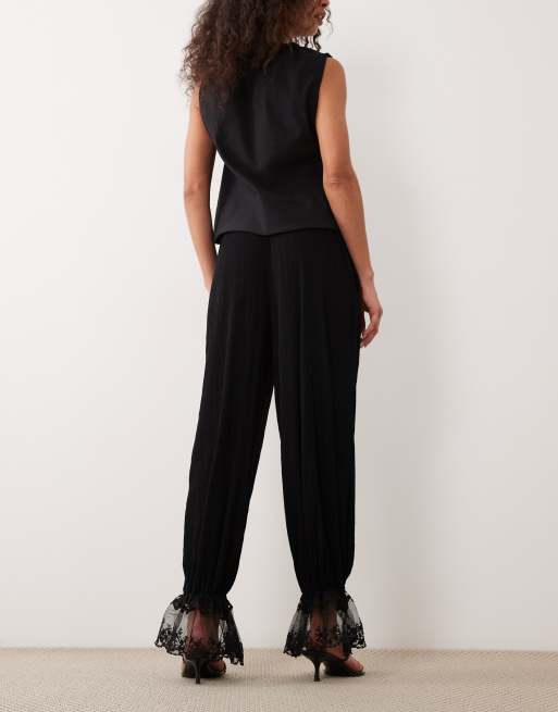 ASOS DESIGN - Sorte ballonbukser i krølstof med blondekanter - Del af sæt, 5 af 5