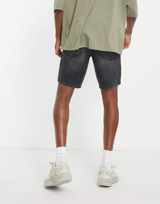 ASOS DESIGN - Sorte forvaskede denim-shorts med tapered fit i almindelig længde, 2 af 4