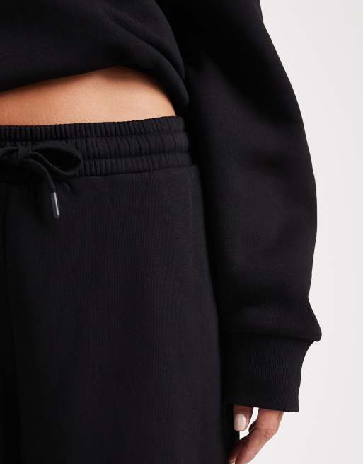 ASOS DESIGN - Sorte joggingbukser i oversized pasform med opsmøget sømkantsdetalje og børstet tekstur indvendigt, 3 af 5