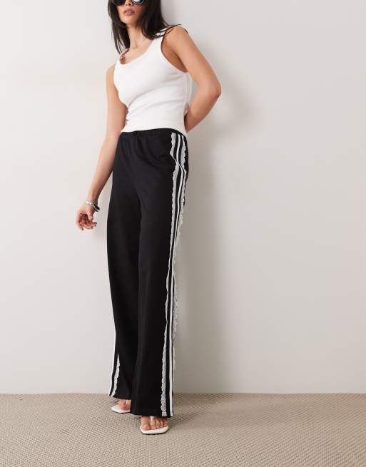 ASOS DESIGN - Sorte joggingbukser med vide ben og blondedetaljer, 2 af 5