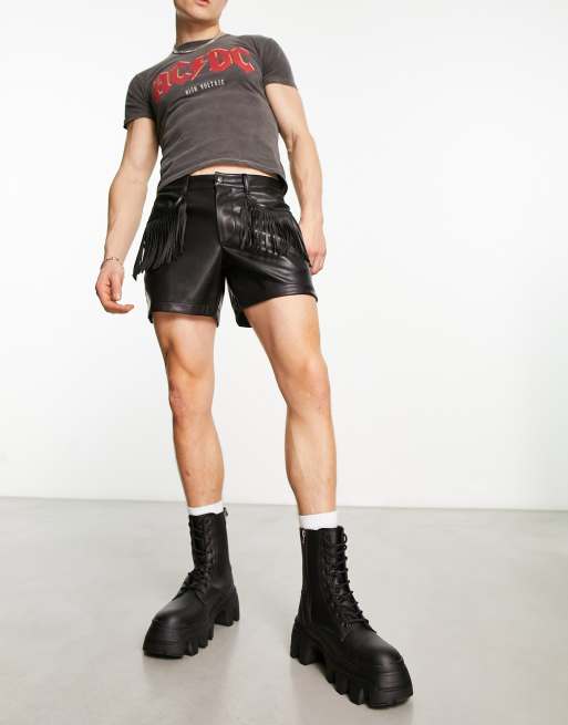 ASOS DESIGN - Sorte korte slim-shorts med frynselommer i læderlook 