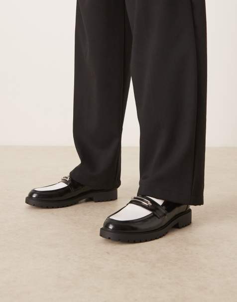 ASOS DESIGN - Sorte og hvide loafers med guldfarvet bidsel og rillet sål - view 1