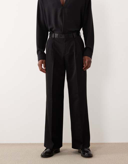 ASOS DESIGN - Sorte skræddersyede bukser med løse ben og dobbelte plisseringer samt taljebånd i satin, 2 af 5