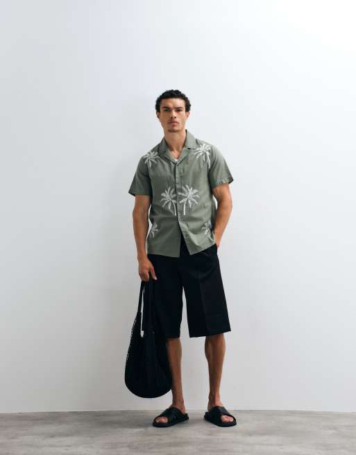 ASOS DESIGN - Sorte skræddersyede oversized bermudashorts med plisseringer