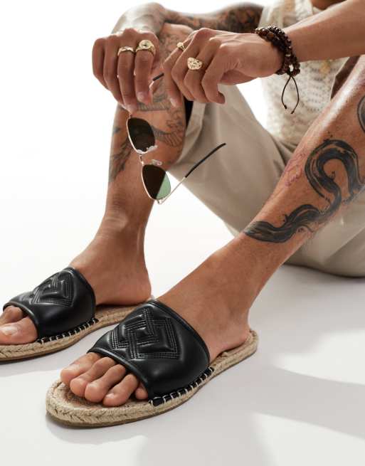 FhyzicsShops DESIGN - Sorte slip-on-espadriller med monogram