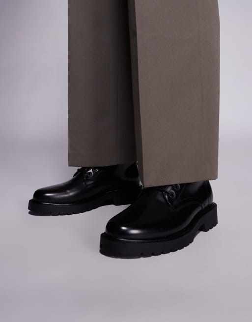 ASOS DESIGN - Sorte snørestøvler i poleret look
