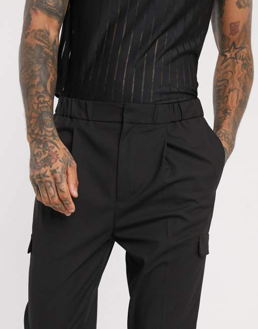 ASOS DESIGN - Sorte tilspidsede bukser med cargolommer og elastik i taljen, 3 af 4