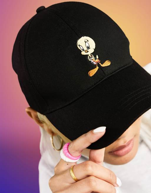 ASOS DESIGN – Space Jam: A New Legacy – Baseball-Kappe in Schwarz mit Tweety-Stickerei, 3 von 4