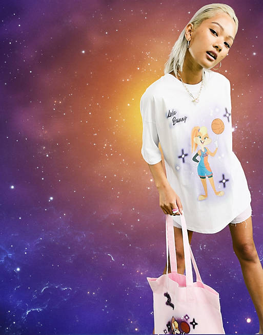  Space Jam: A New Legacy Lola Bunny spray paint t-shirt 