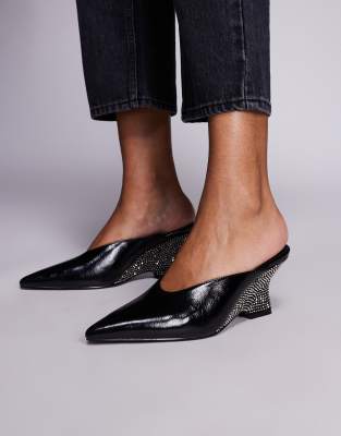 ASOS DESIGN - Spark - Mules in Schwarz mit strassbesetztem, mittelhohem Keilabsatz