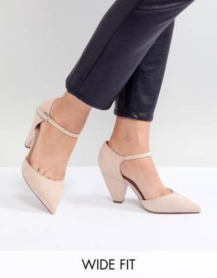 extra wide heels