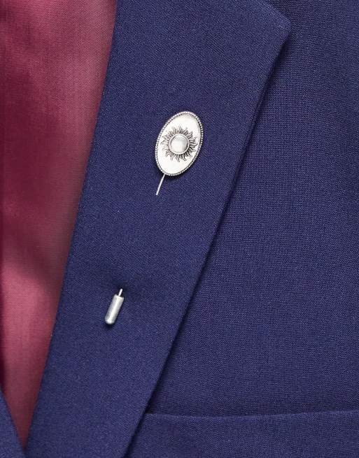 ASOS DESIGN - Spilla per rever con dettaglio con astro inciso color argento brunito