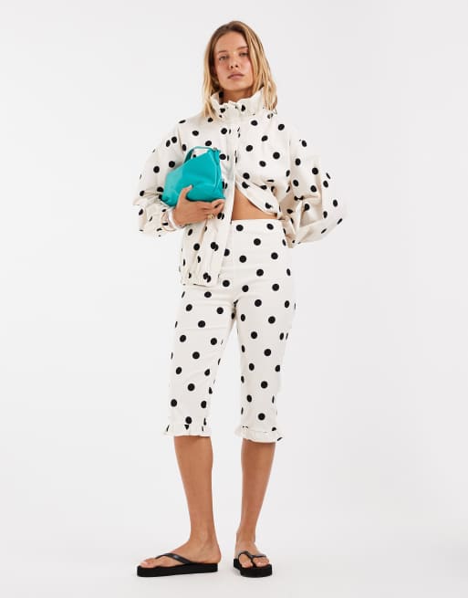 ASOS DESIGN – Bluza dresowa w groszki z wysokim kołnierzem i falbanką, część zestawu, 3 z 3