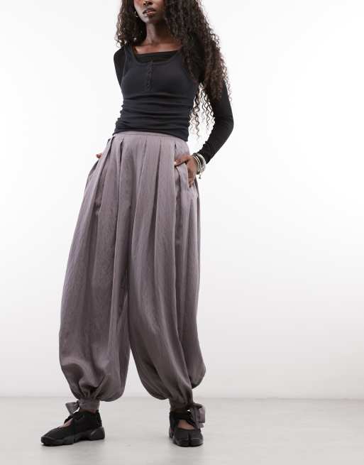 ASOS DESIGN spodnie soft barrel w paski z wiązanymi mankietami w TBC, 2 z 5