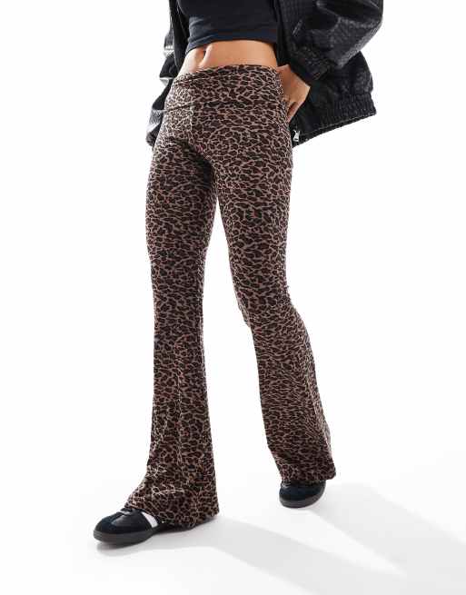 ASOS DESIGN – Spodnie w cętki z odwijaną talią, 2 z 5