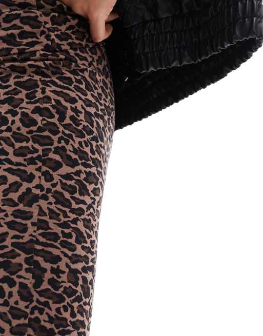 ASOS DESIGN – Spodnie w cętki z odwijaną talią, 5 z 5