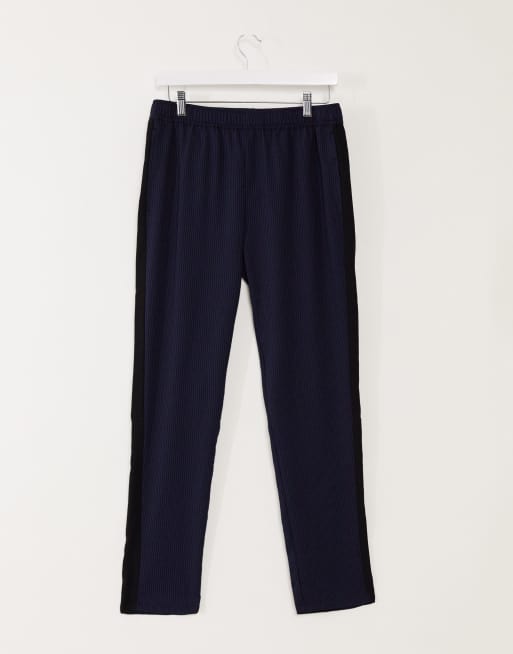 ASOS DESIGN – Spodnie w wąskie paski z lampasem z boku