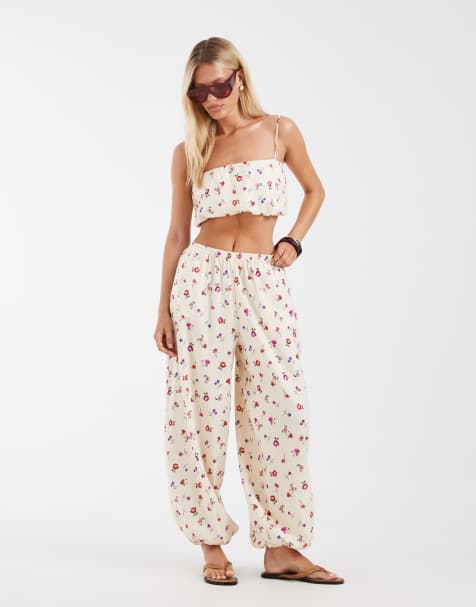 ASOS DESIGN – Spodnie z balonowymi nogawkami z mieszanki lnu w drobny kwiatowy wzór, część zestawu - view 1