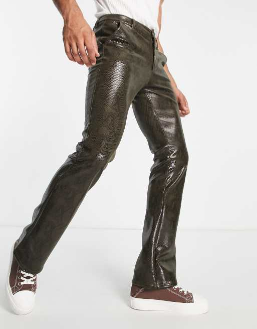 ASOS DESIGN – Spodnie z rozszerzanymi nogawkami z imitacji skóry krokodyla - BROWN