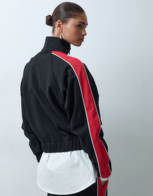 ASOS DESIGN sportowy top dresowy w czerwono-czarnym zestawie, 3 z 4