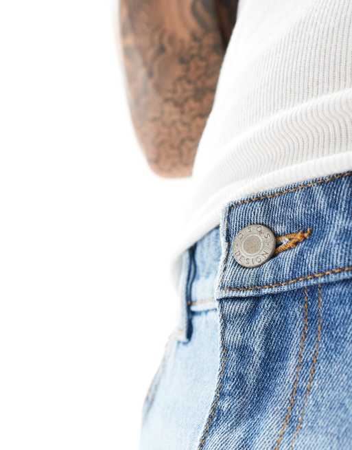 ASOS DESIGN – Sprane niebieskie jeansy oversize ze zwężanymi nogawkami, 3 z 5