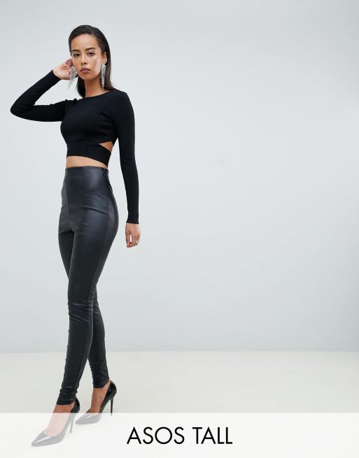 ASOS DESIGN – Sprayon-Hose in Lederoptik