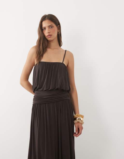 ASOS DESIGN square neck cinched waist blouson maxi dress in chocolate, 3 of 4