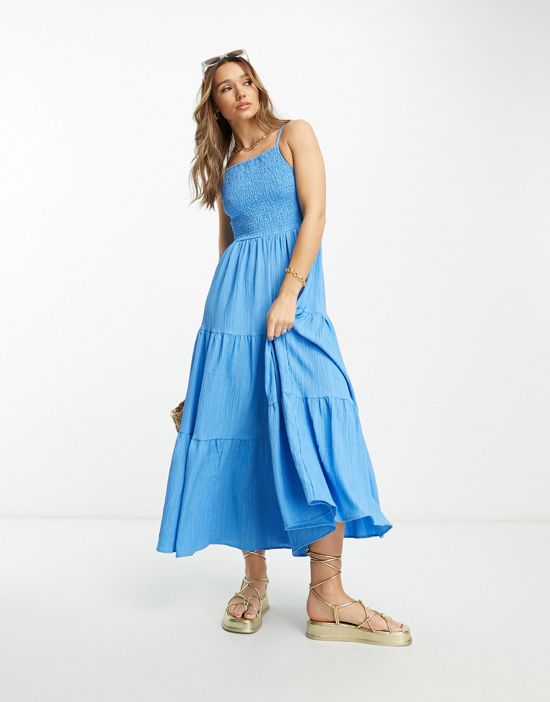 https://images.asos-media.com/products/asos-design-square-neck-shirred-maxi-sundress-in-bright-blue/204131353-1-brightblue?$n_550w$&wid=550&fit=constrain