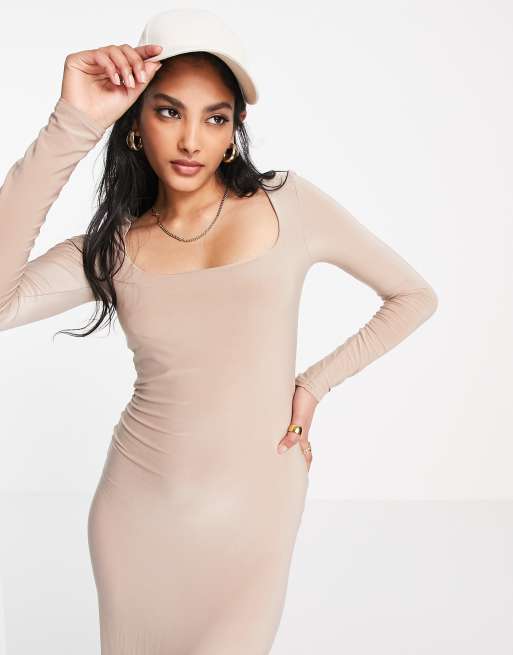 asos beige maxi dress ASOS Design Textured Maxi Dress in cream-White