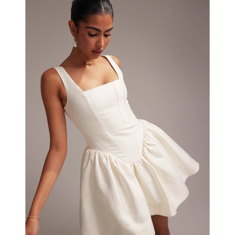 207290438-1-ivory?$n_750w$&wid 