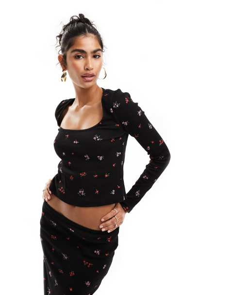ASOS DESIGN  square scoop floral embroidery co-ord top in black - view 1