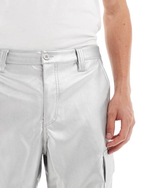 ASOS DESIGN – Srebrne spodnie bojówki z szerokimi nogawkami w stylu parachute, 4 z 5