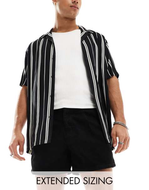 ASOS DESIGN – Średniej długości czarne szorty jeansowe z zakładkami - view 1