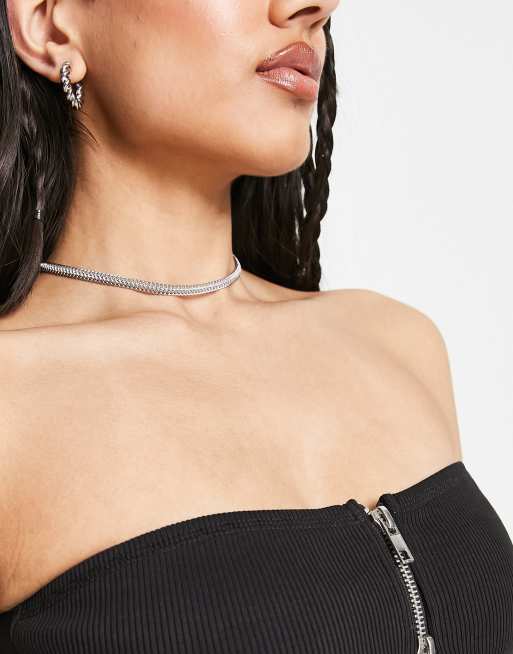 ASOS DESIGN – Średniej długości naszyjnik w odcieniu srebra z ogniw w kształcie linki