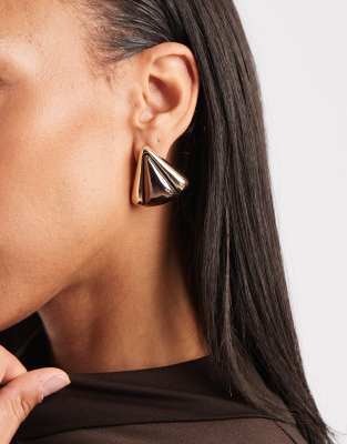 ASOS DESIGN - Statement-Ohrringe aus Metallmix-Goldfarben